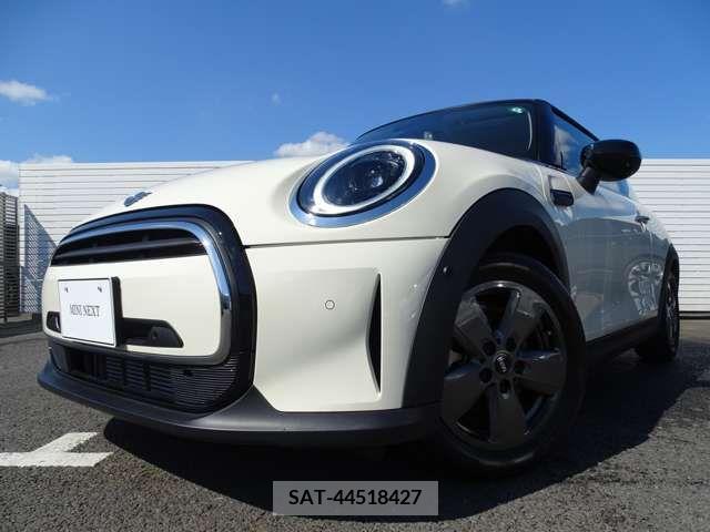 Bmw MINI 2023-05 319626-1