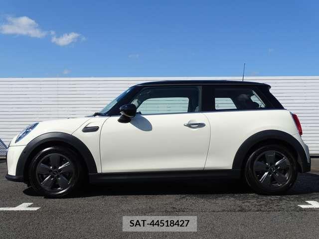 Bmw MINI 2023-05 319626-16