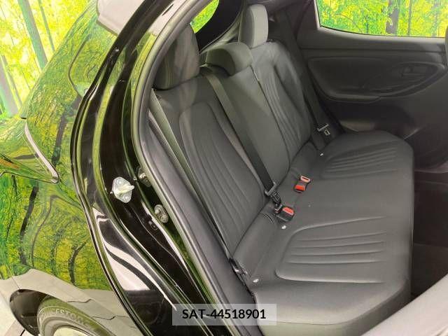 Toyota YARIS 2022-03 308778-9