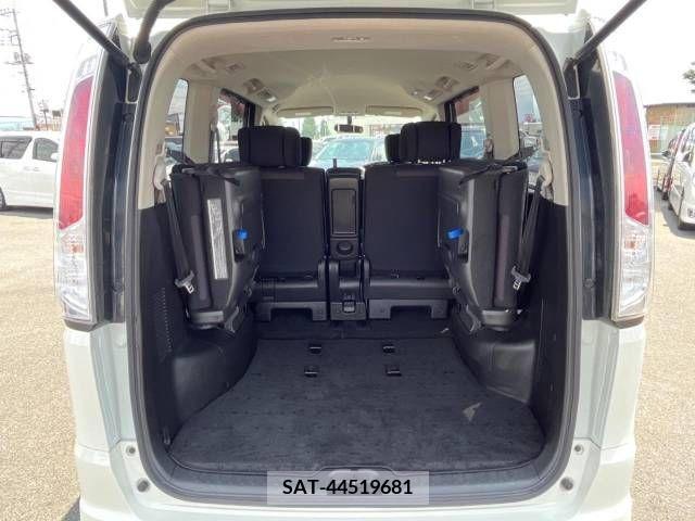 Nissan SERENA 2012-03 367658-11