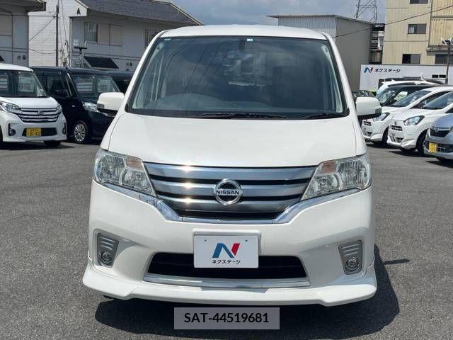 Nissan SERENA 2012-03 367658-15