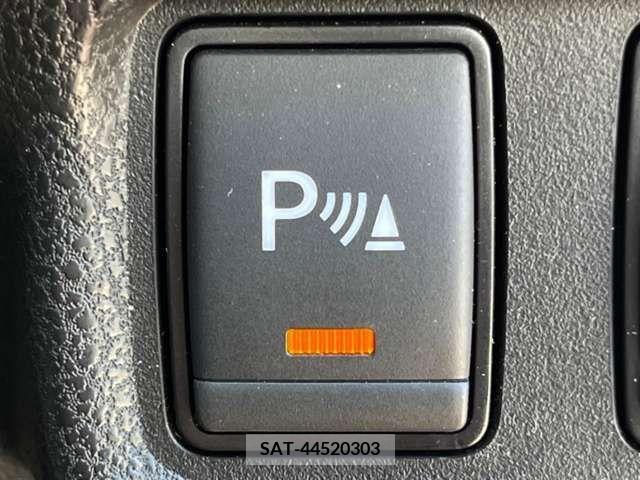 Nissan NOTE 2020-04 329068-5