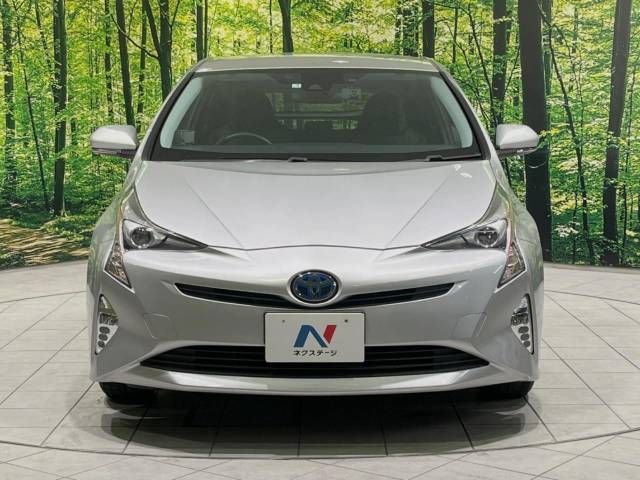 Toyota PRIUS 2017-01 187233-14
