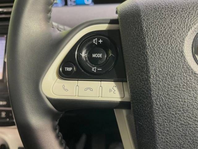 Toyota PRIUS 2017-01 187233-17