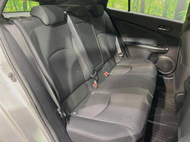 Toyota PRIUS 2017-01 187233-10