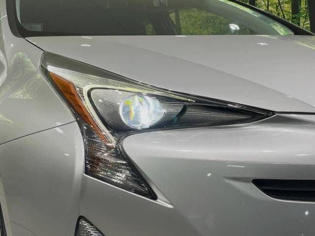 Toyota PRIUS 2017-01 187233-13