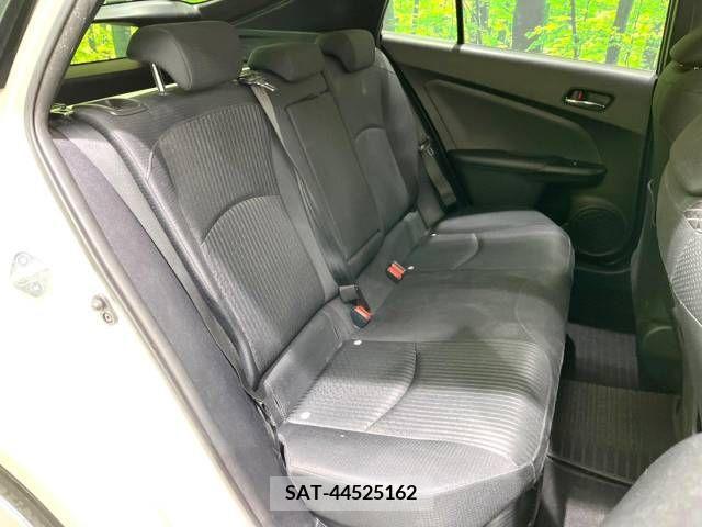 Toyota PRIUS 2017-12 322291-7