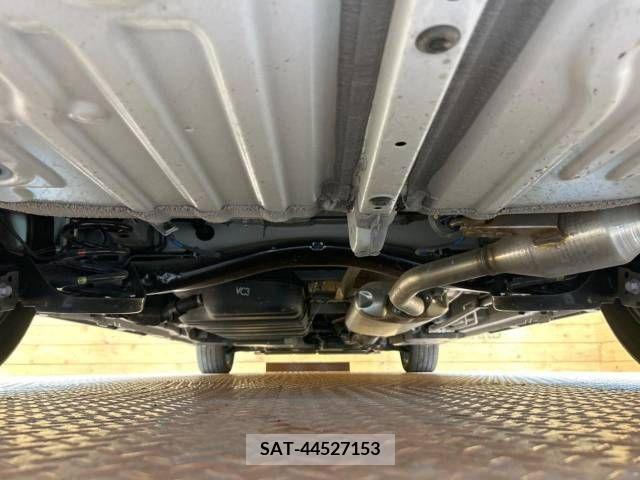 Toyota NOAH 2023-03 380769-19