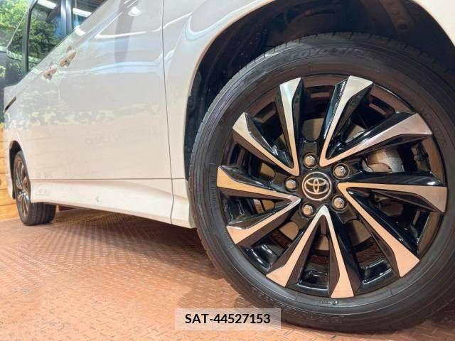 Toyota NOAH 2023-03 380769-13