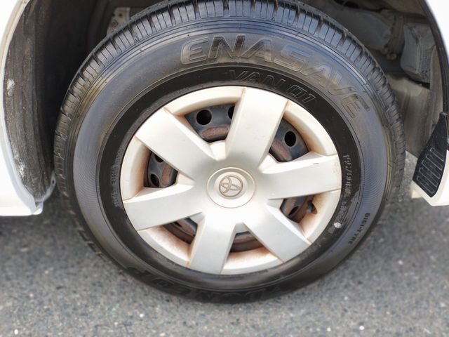 Toyota REGIUSACE VAN 2011-06 29241-26