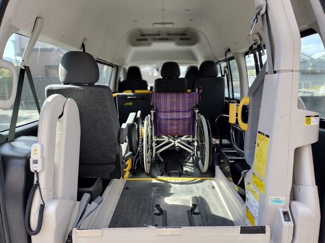 Toyota REGIUSACE VAN 2011-06 29241-9