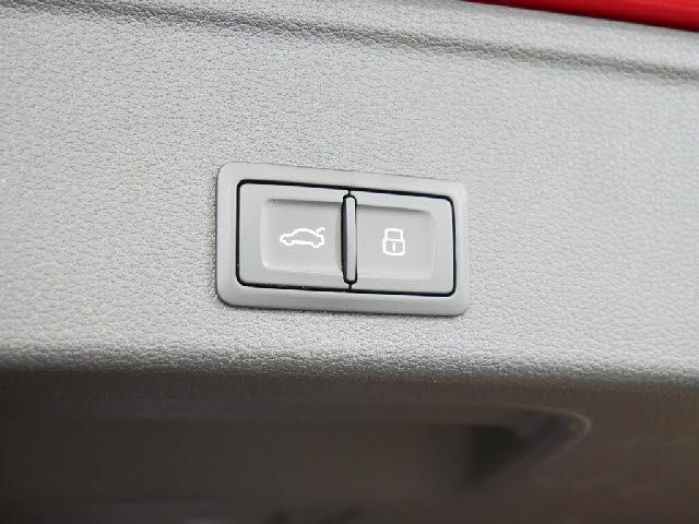 Audi A4 2017-03 2955-8