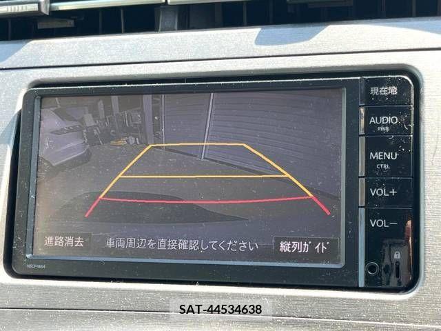 Toyota PRIUS 2015-09 282368-3