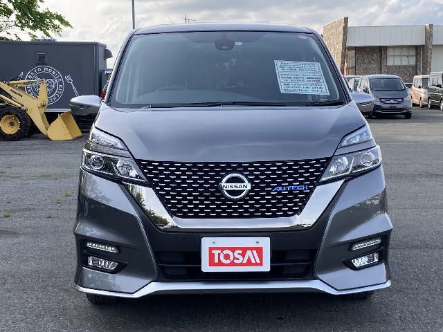 Nissan SERENA 2018-05 5050-18