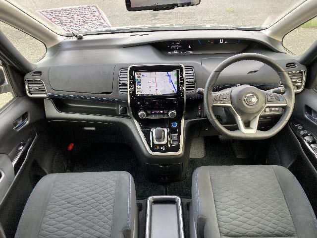 Nissan SERENA 2018-05 5050-2