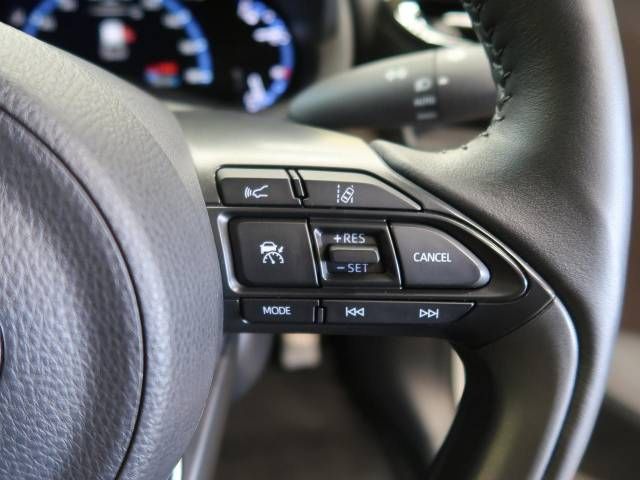 Toyota YARIS CROSS 2021-02 24889-11
