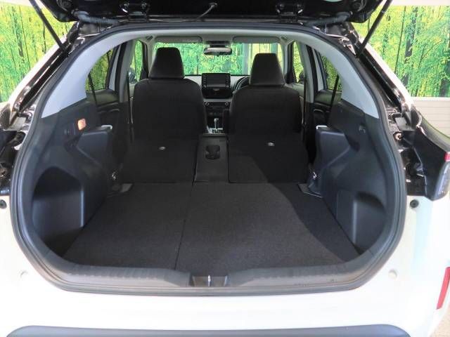 Toyota YARIS CROSS 2021-02 24889-12