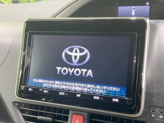 Toyota VOXY 2018-09 14908-2
