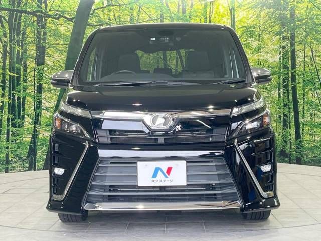 Toyota VOXY 2018-09 14908-15