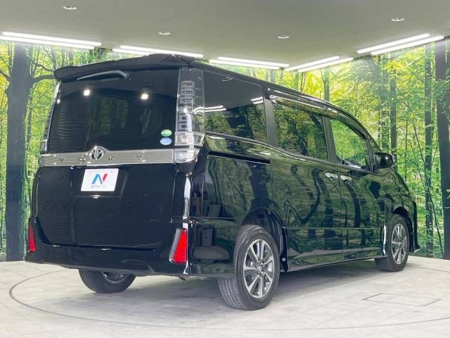 Toyota VOXY 2018-09 14908-18