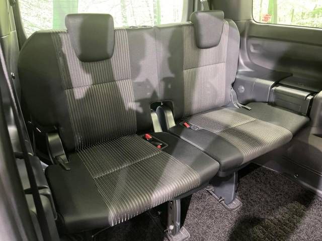 Toyota VOXY 2018-09 14908-10