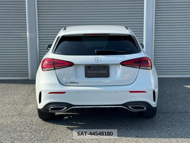 Mercedes Benz A-CLASS 2021-03 210846-3