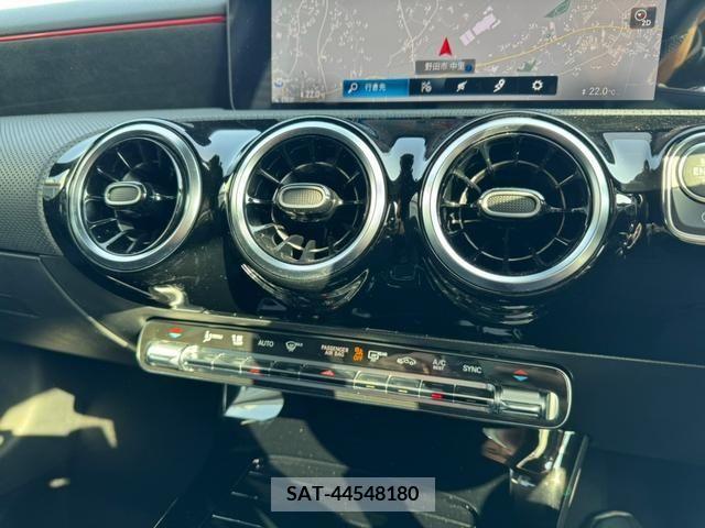 Mercedes Benz A-CLASS 2021-03 210846-12