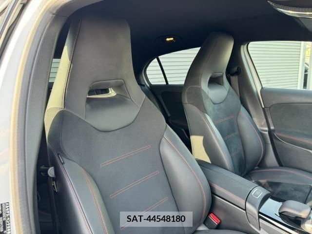 Mercedes Benz A-CLASS 2021-03 210846-14