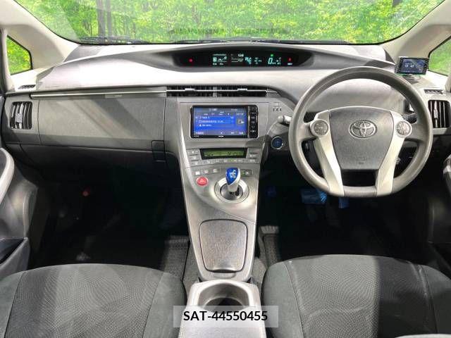 Toyota PRIUS 2013-02 257210-1