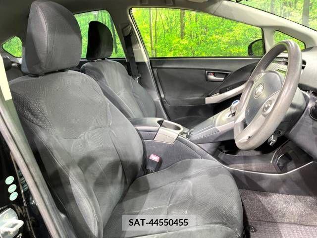 Toyota PRIUS 2013-02 257210-7