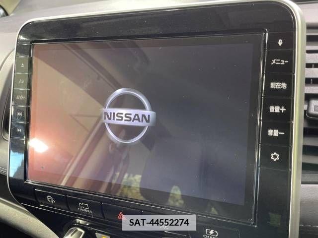 Nissan SERENA 2019-12 379384-5