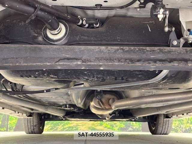 Suzuki SPACIA 2018-01 312519-19