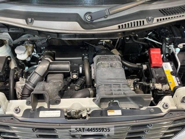 Suzuki SPACIA 2018-01 312519-18