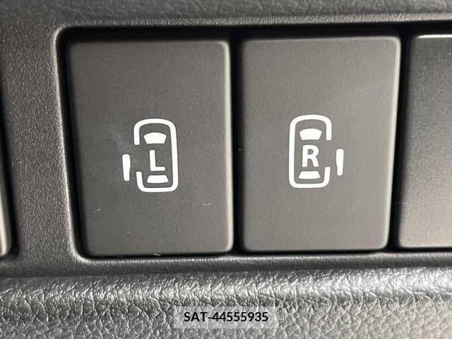 Suzuki SPACIA 2018-01 312519-4