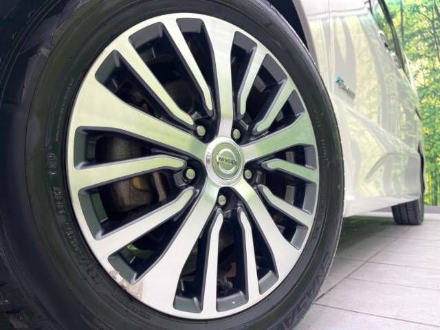 Nissan SERENA 2015-09 18186-14