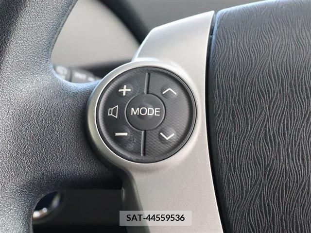 Toyota PRIUS 2015-03 350401-17