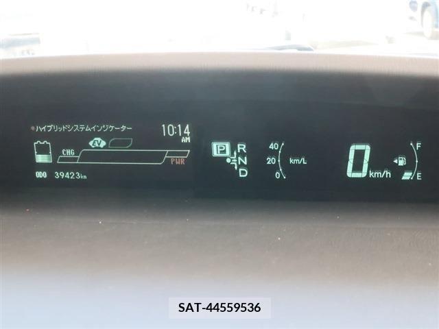 Toyota PRIUS 2015-03 350401-14