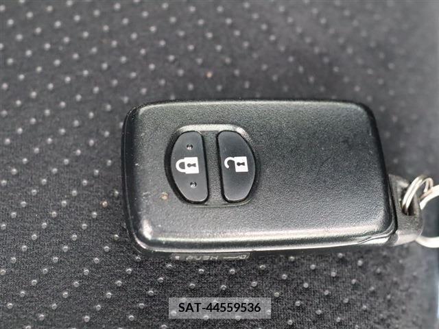 Toyota PRIUS 2015-03 350401-23