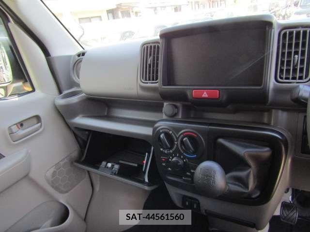 Nissan CLIPPER 2024-02 280310-17