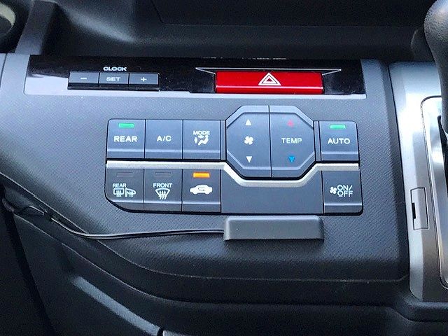 Honda e 2011-11 7058-14