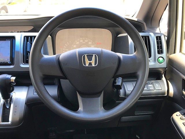 Honda e 2011-11 7058-13