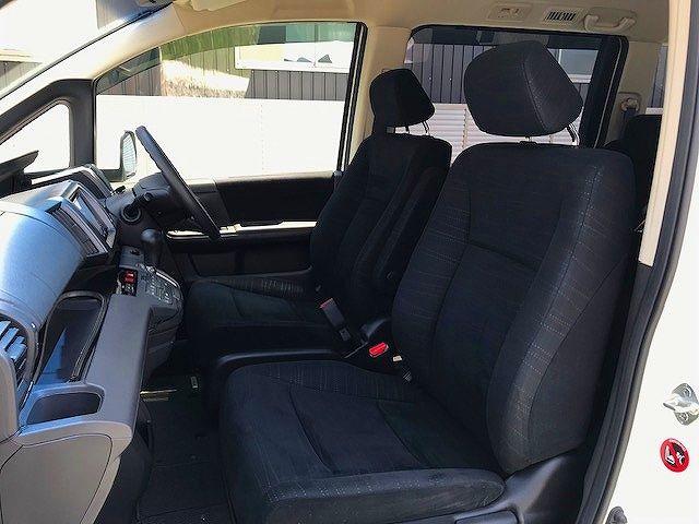 Honda e 2011-11 7058-12
