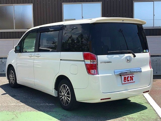 Honda e 2011-11 7058-8