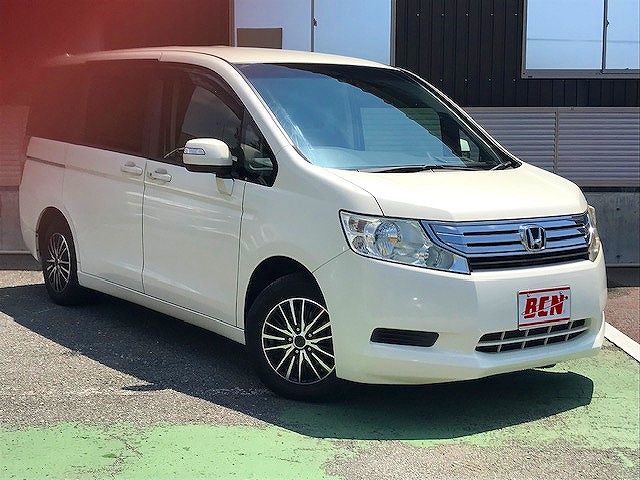 Honda e 2011-11 7058-6
