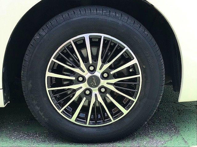 Honda e 2011-11 7058-26