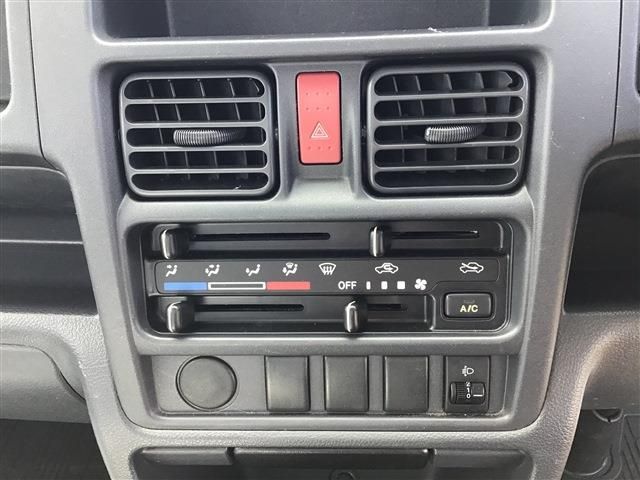 Nissan CLIPPER 2018-02 18223-8