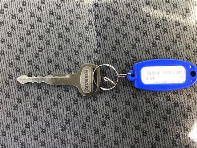 Nissan CLIPPER 2018-02 18223-13
