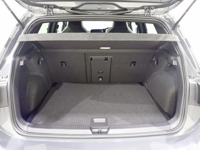 VolksWagen GOLF 2021-12 20418-9