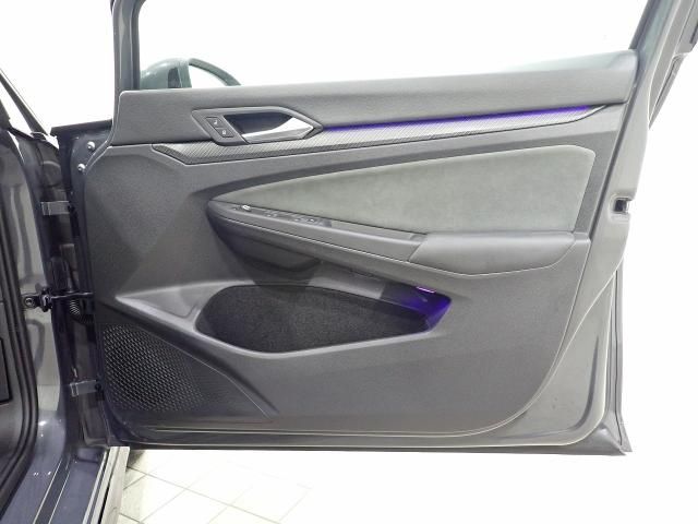 VolksWagen GOLF 2021-12 20418-18