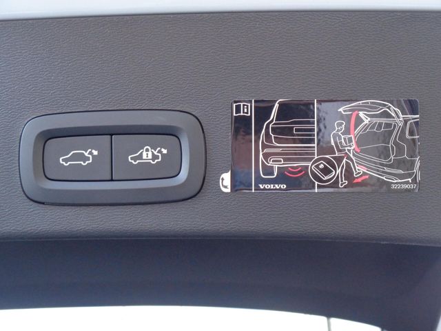 Volvo XC40 2018-11 11951-23